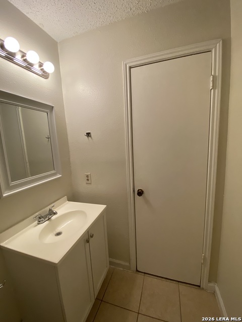 9943 Echo Plain Dr Property Photo 12