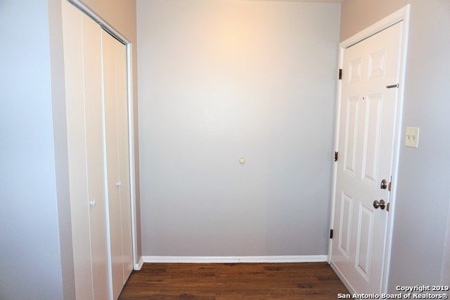 202 Brenda Dr Property Photo 5