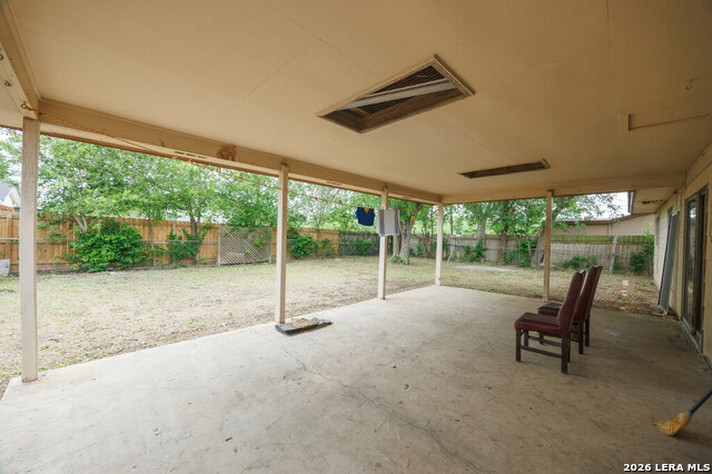202 Brenda Dr Property Photo 23