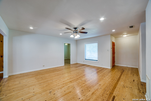 244 Halcyon Pl Property Photo 8