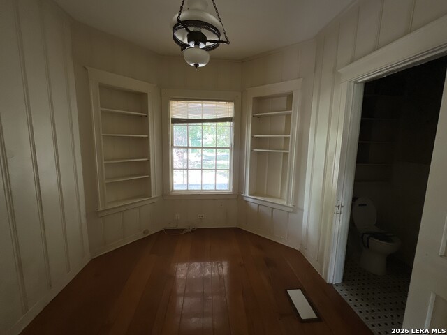 2154 W Kings Hwy Property Photo 5