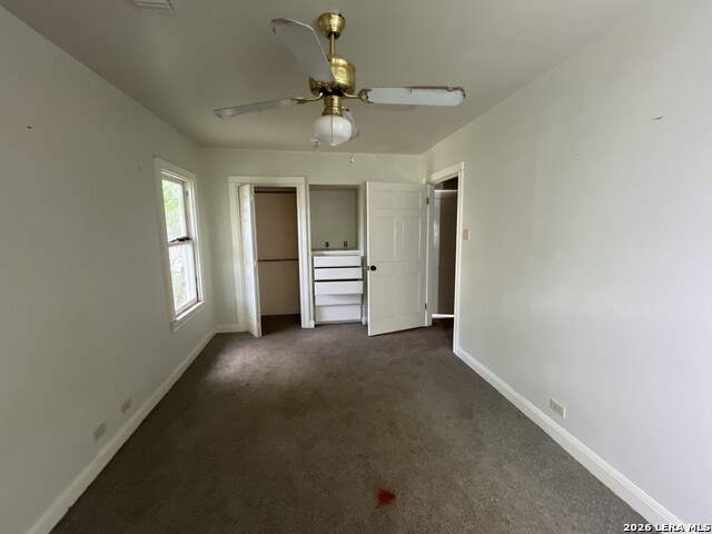 2154 W Kings Hwy Property Photo 18