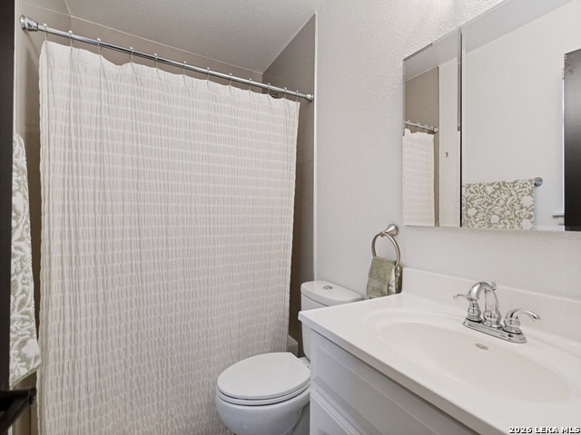 8535 Echo Creek Ln Property Photo 7