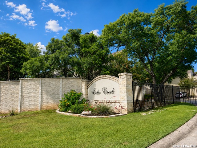 8535 Echo Creek Ln Property Photo 13