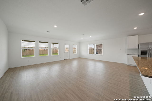 15048 Nettleton Mill Property Photo 7