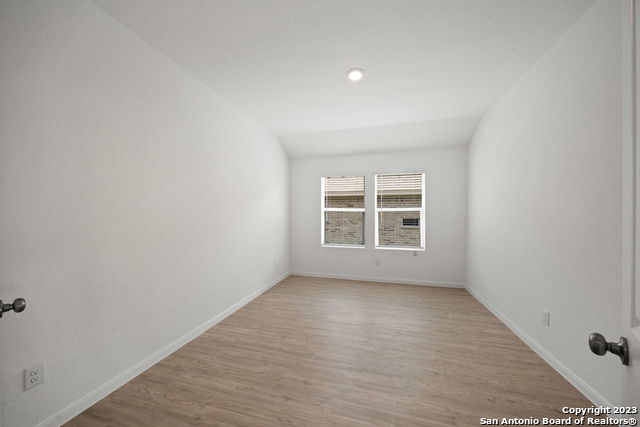 15048 Nettleton Mill Property Photo 20