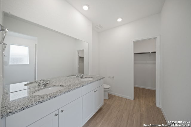 15048 Nettleton Mill Property Photo 24