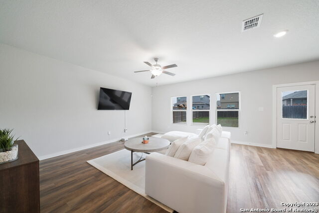 7547 Coffee Ml Property Photo 7