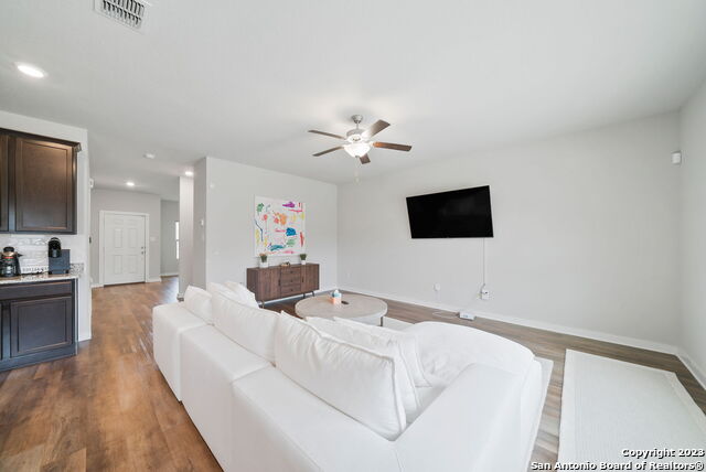 7547 Coffee Ml Property Photo 8