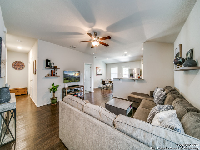 15115 Dione Bnd Property Photo 5