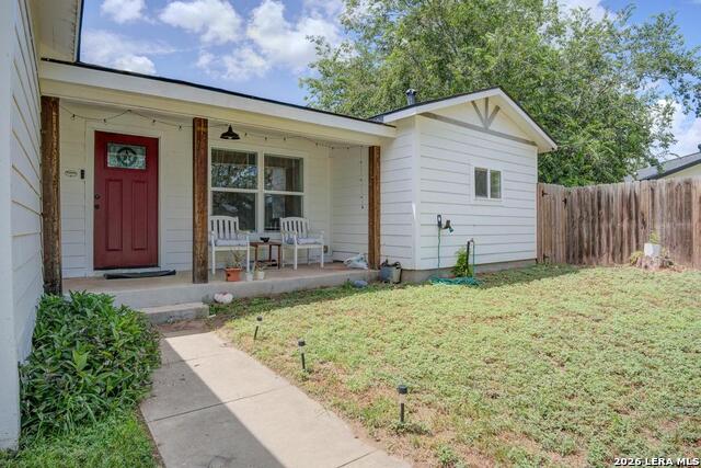 303 Lee Dr Property Photo 1