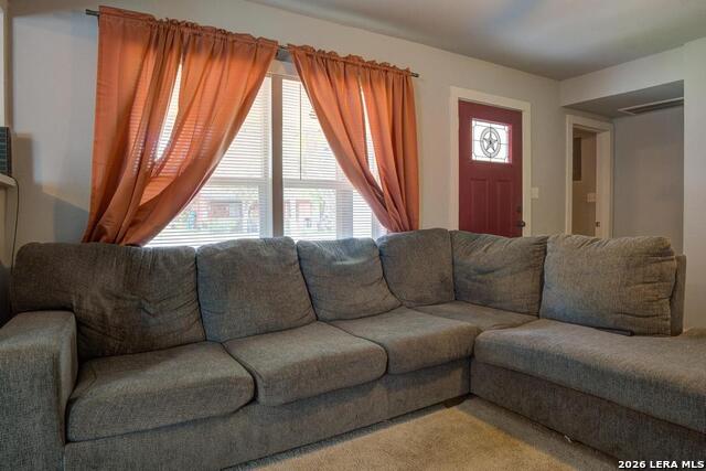 303 Lee Dr Property Photo 6