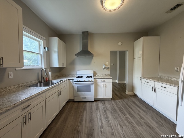 232 Regina St Property Photo 15