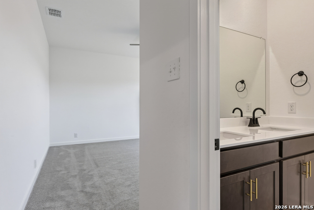 122 Thornbloom Property Photo 10
