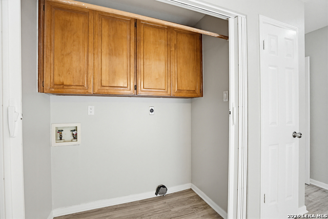 401 Thetford Property Photo 10