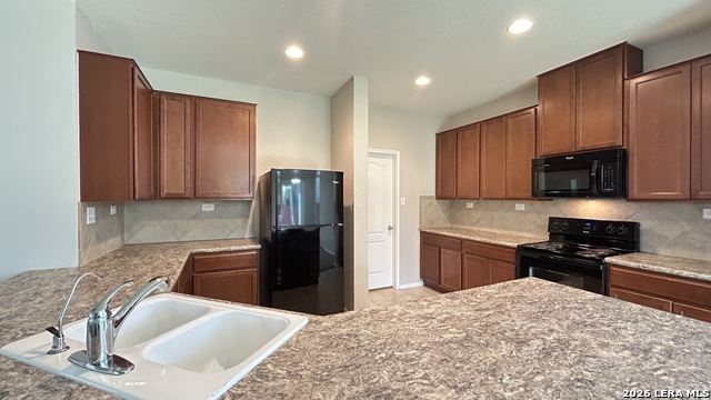 8423 Brazos Pt Property Photo 12