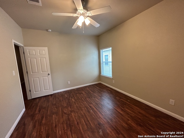 570 Advantage Property Photo 7