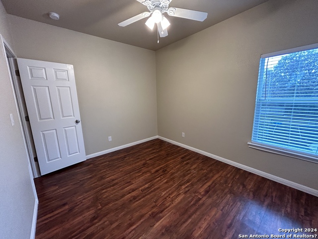 570 Advantage Property Photo 16