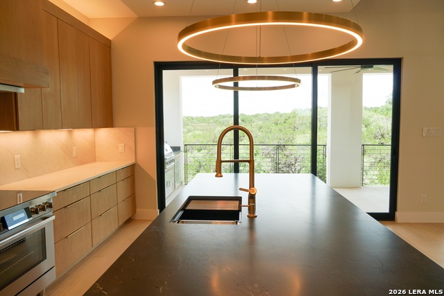 55 Alex Cir Property Photo 8