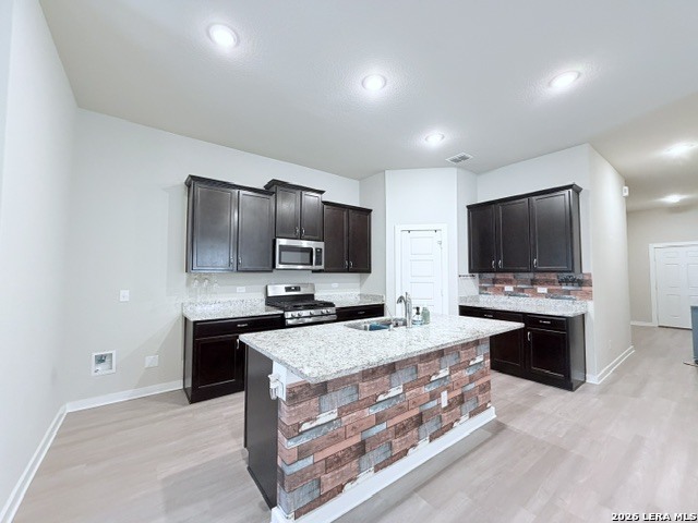 10739 Rosalina Loop Property Photo 3
