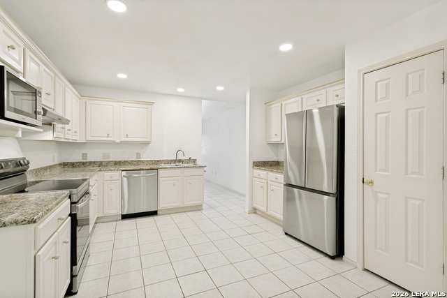 3202 Eisenhauer #801 Property Photo 8