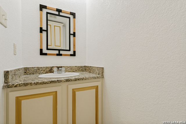 3202 Eisenhauer #801 Property Photo 13