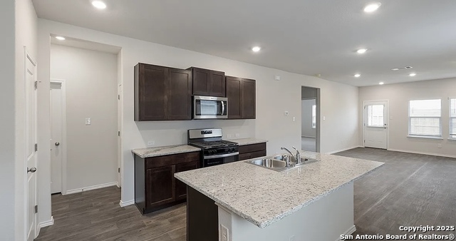 4843 Vogesite Path Property Photo 5