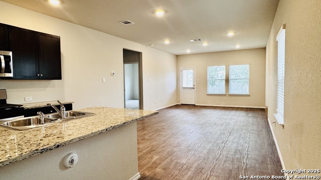 4843 Vogesite Path Property Photo 6