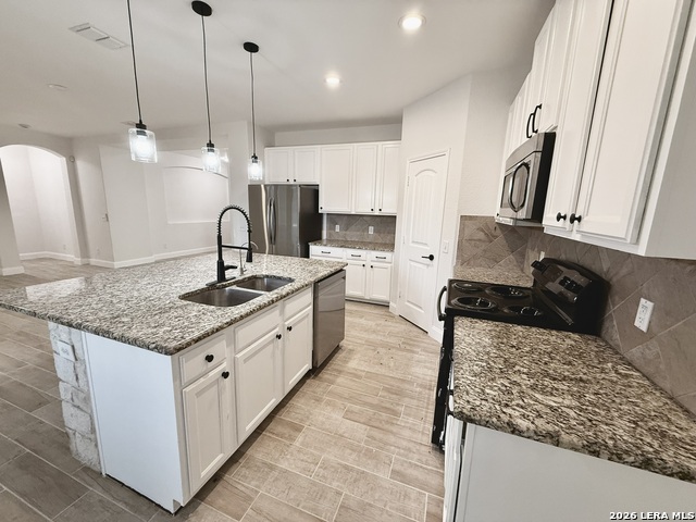 5470 Cypress Property Photo 4