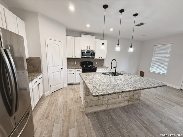 5470 Cypress Property Photo 5