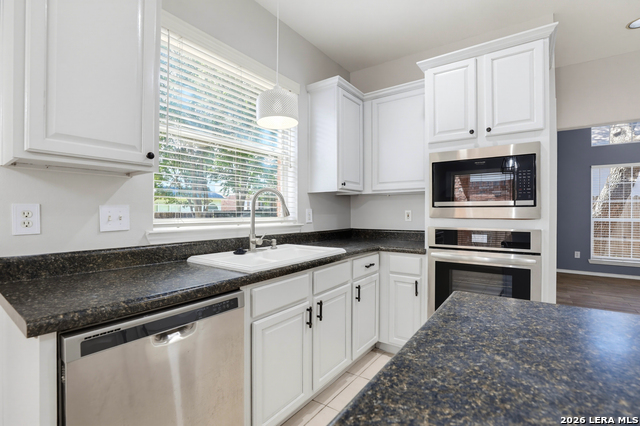 5 Nikita Dr Property Photo 15