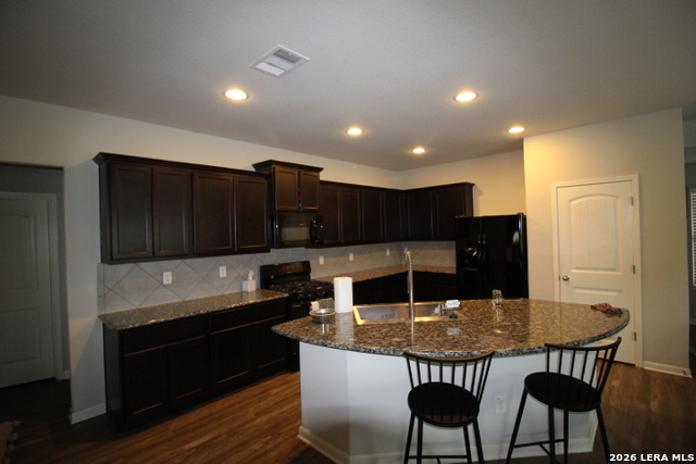 2569 Mccrae Property Photo 4