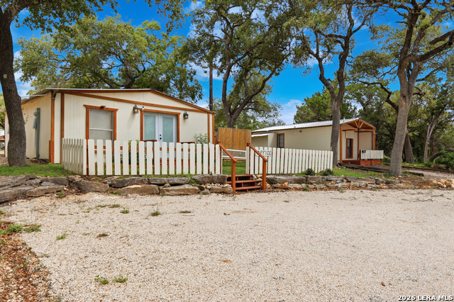 185 Mitchell Dr Property Photo 2
