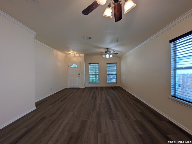 268 Goliad Dr Property Photo 3
