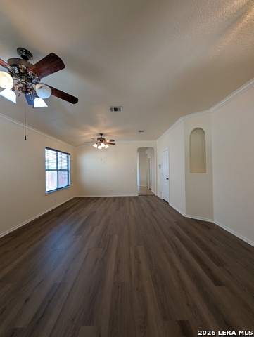268 Goliad Dr Property Photo 4