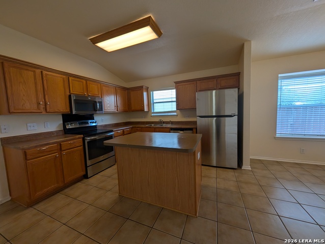 268 Goliad Dr Property Photo 6