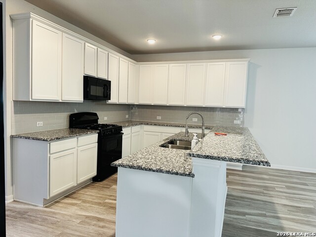 8907 Ladbroke Grv Property Photo 9