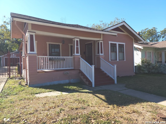 1138 W Magnolia Ave Property Photo 2