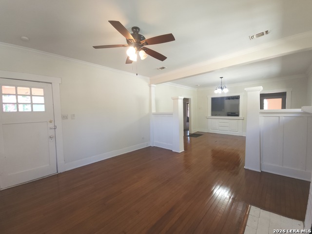 1138 W Magnolia Ave Property Photo 4