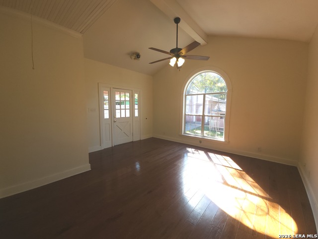 1138 W Magnolia Ave Property Photo 7