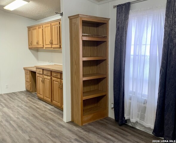 8429 Braewick Property Photo 14