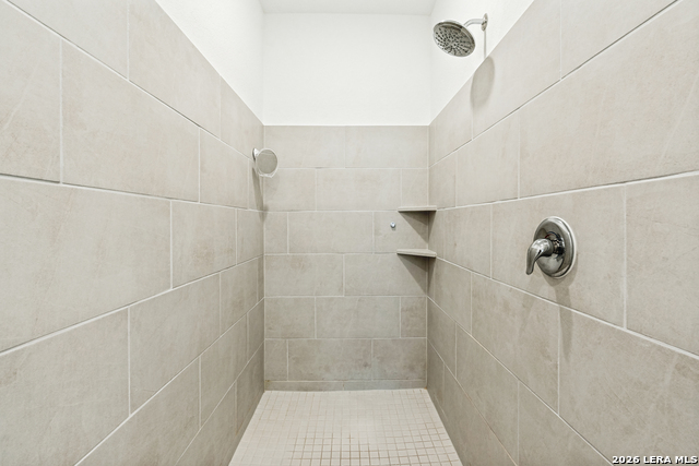 5924 American Elm Property Photo 12