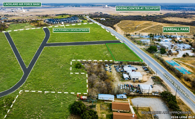 1± Ac Old Pearsall Rd Property Photo 5