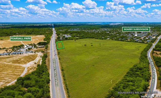 1± Ac Old Pearsall Rd Property Photo 7
