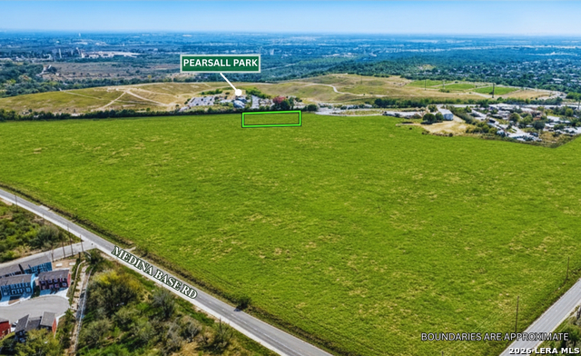 1± Ac Old Pearsall Rd Property Photo 9
