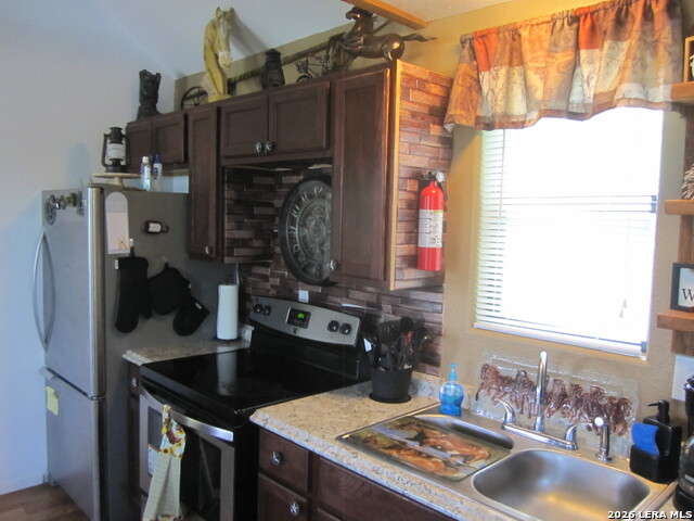 477 Paloma Dr. Property Photo 25