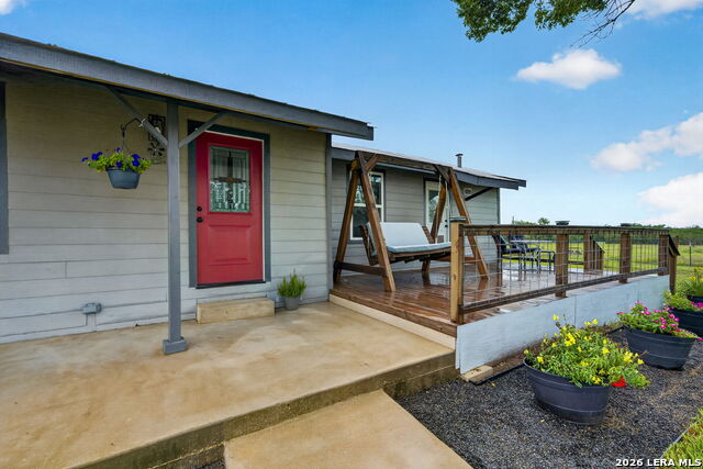 5054 Odaniel Property Photo 3