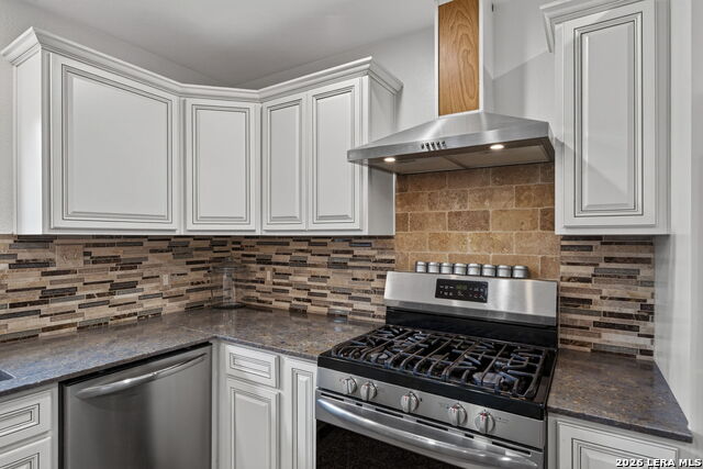 5054 Odaniel Property Photo 18