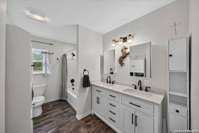 5054 Odaniel Property Photo 24