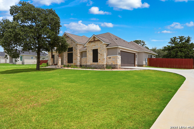 104 Hondo Rdg Property Photo 1
